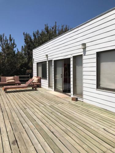 3 bedrooms, 5 beds
