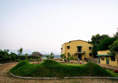 The Satpura Panchtatva Villa