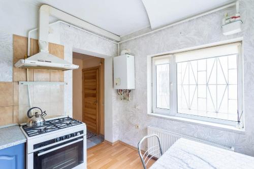 Comfortable apartment in a good area of Odessa - image 5