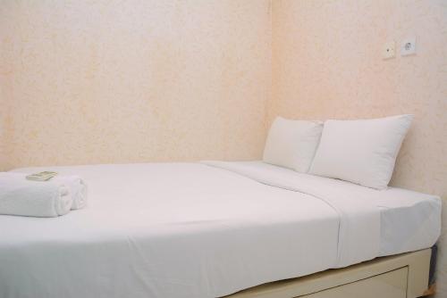 Cozy Living with Modern Design 1BR Kebagusan City Apartment By Travelio