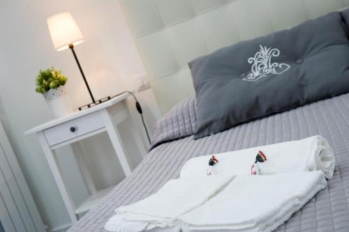 Rhoome Holiday - image 6