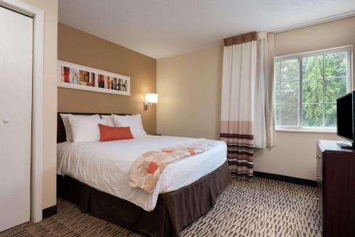 MainStay Suites Northbrook Wheeling in Wheeling, USA