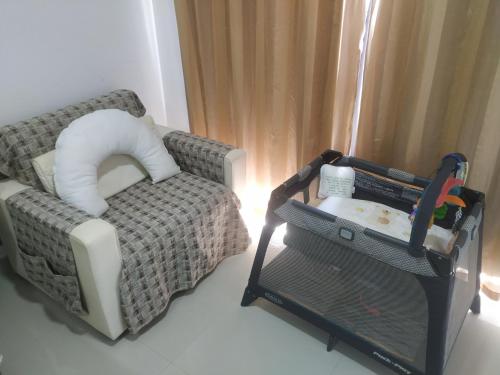 Studio Apartment image 8