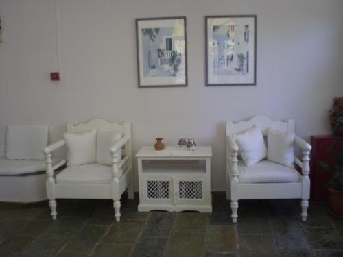 7 Brothers Hotel – Poros, PA