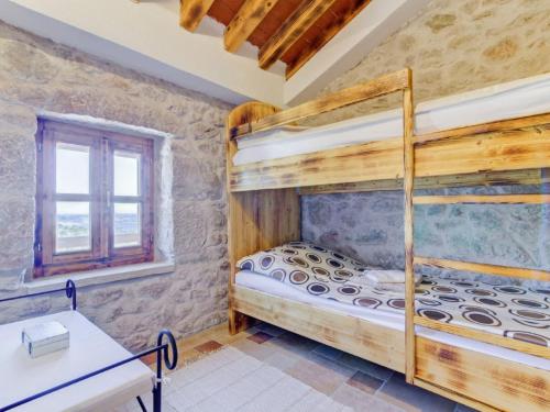 Lovely Holiday Home in Starigrad