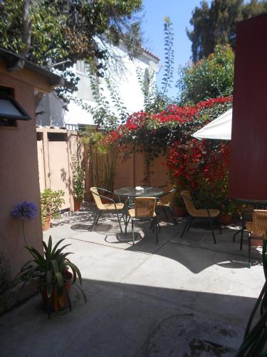 Taman, El Arbol Hostel in La Serena