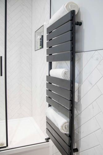 Designer 1bed central Brighton - image 14