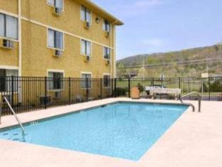 Super 8 By Wyndham Chattanooga Lookout Mountain Tn