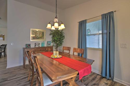 Modern Central Villages Cottage with Golf Cart! - image 2