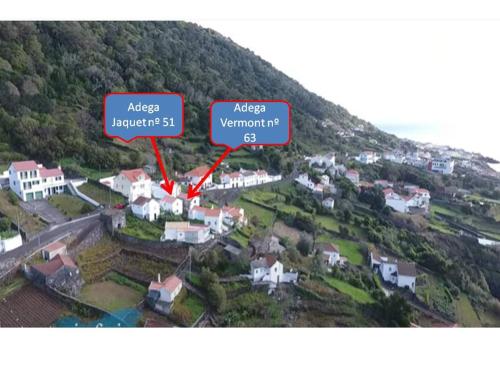 Adega Vermont in ไฟอาล ฮอตา