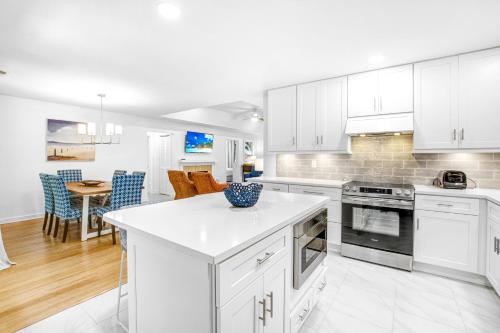 66 Inlet Cove
