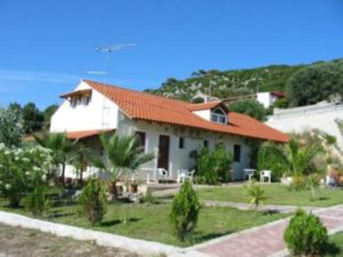Summer Garden Αpartments & Studios, Argostoli