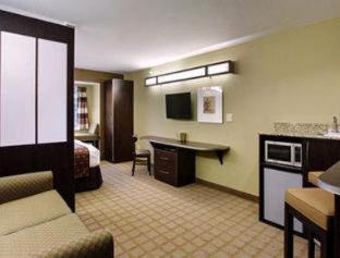 Microtel Inn & Suites by Wyndham Prairie du Chien