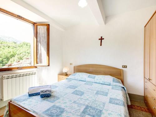 Enchanting Farmhouse in Bagni di Lucca with Private Garden - main image