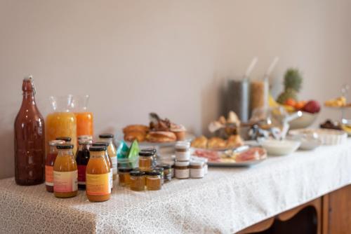 IN LUCUS Guest House - image 2