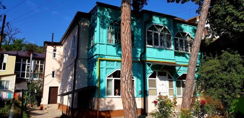 Apartment on Pereulok Yanovskogo 9