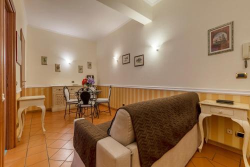 San Pietro Cozy Apartment with Terrace!, Рим (фото 6)