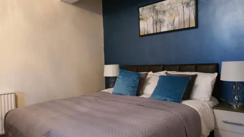 Canterbury Guest House - Large Room, near City Centre