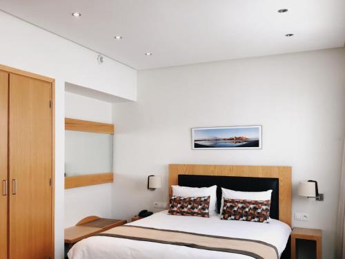 Business Double Room image 7