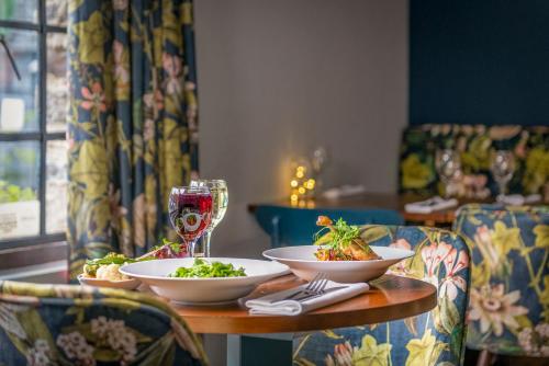 餐廳, 望湖莊園 (Lakeview Manor) in 鄧克斯韋爾