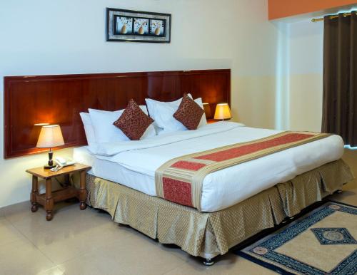 Safeer Plaza Hotel photo 4