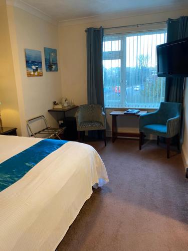 1 queen bed