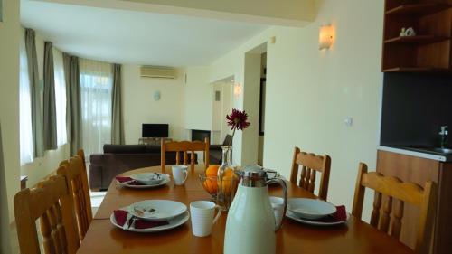 المرافق, Вила Помело - Family Villa Pomelo in كافارنا
