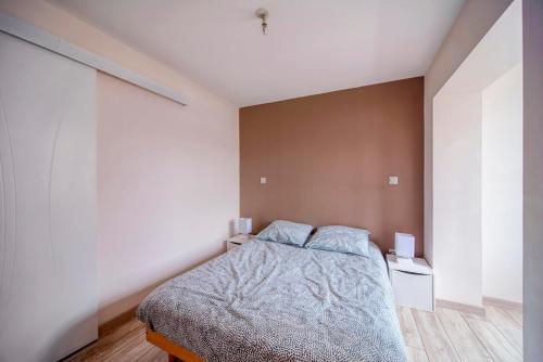 La Chalaronne - appartement au coeur de la cité médiévale - image 9