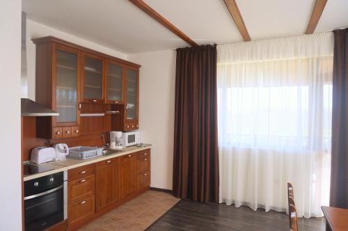 Konyha, Вила Едем - Villa Edem - Beach Bolata Area in Kavarna