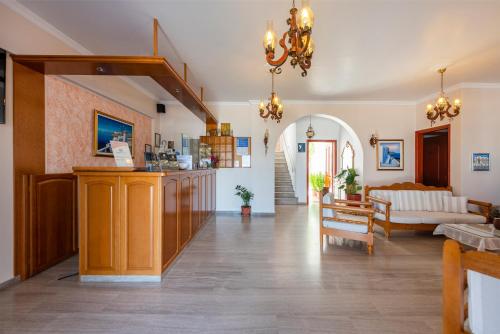 로비, Irene Hotel - Beachfront in 파로스