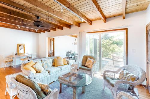 Huron Hideaway - image 3