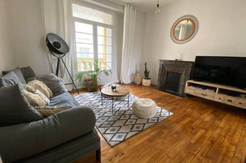 Appartement 10mn centre ville/parking GRATUIT/T2