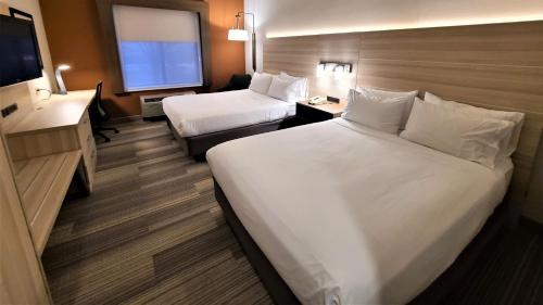 홀리데이 인 익스프레스 로즈타운 뉴턴 폴스 워런 바이 IHG