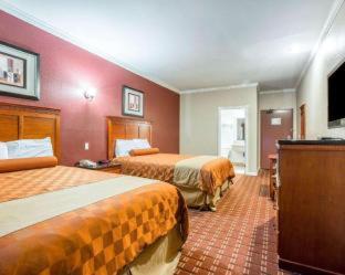 Rodeway Inn & Suites Pasadena