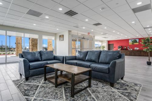 ล็อบบี้, อเมริกัส เบสต์ แวลู อินน์ แอนด์ สวีท เคที (Americas Best Value Inn & Suites Katy) in เคที (TX)