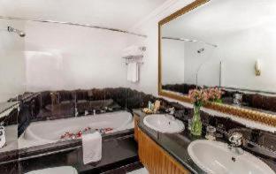 Grand Excelsior Hotel Bur Dubai, Dubái (foto 7)