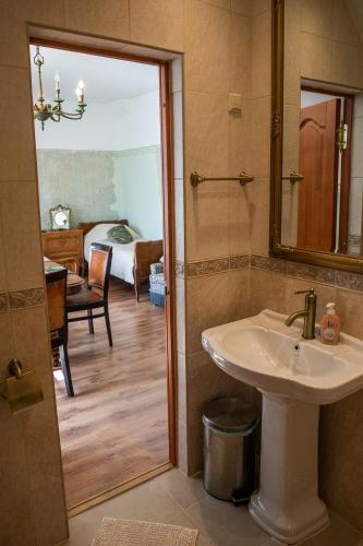 Cantervilla Castle - image 11