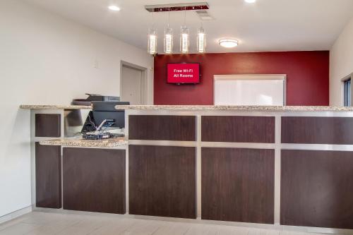 Red Roof Inn St George SC - image 12