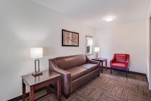 Red Roof Inn St George SC - image 10