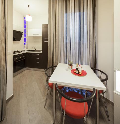 設施, Metro Apartment in 科萊尼奧