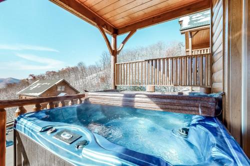 Mountain Top View Retreat - image 6
