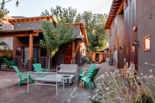 Casa Moab Casita 2 - Short Walk to Main Street with Outdoor Sauna - main image