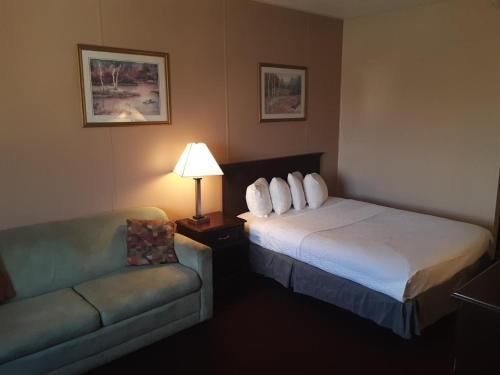 FairBridge Inn & Suites Williston