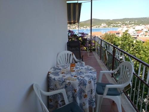 Romantic Apartment With Sea View Vinisce Dalmatia - image 7
