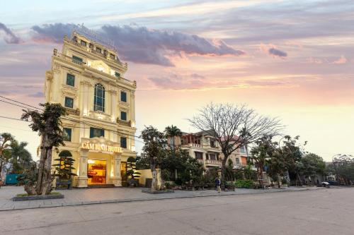 Cẩm Bình Hotel