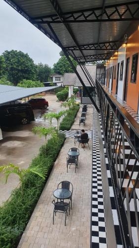 Intraplace Hotel