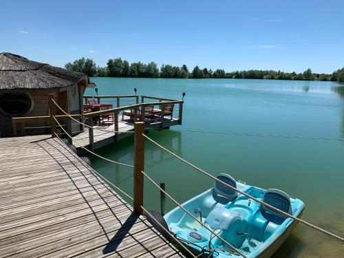 cabane flottante Millenium gîte à louer Longecourt-en-Plaine
