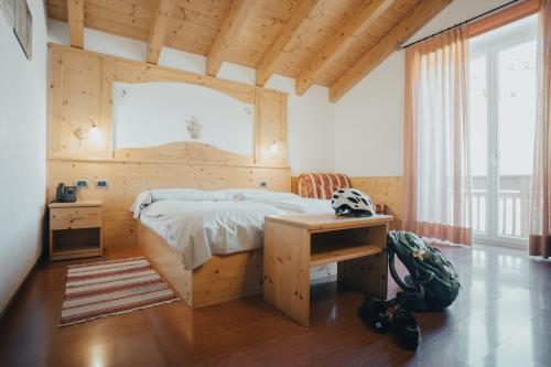 Hotel Bezzi in Tonalepass