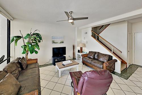 Dual-Suite Resort Condo - Pools Tennis & Hot Tubs condo - image 2