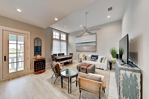Palmilla Beach - Designer Townhome - Resort Pool townhouse - image 2